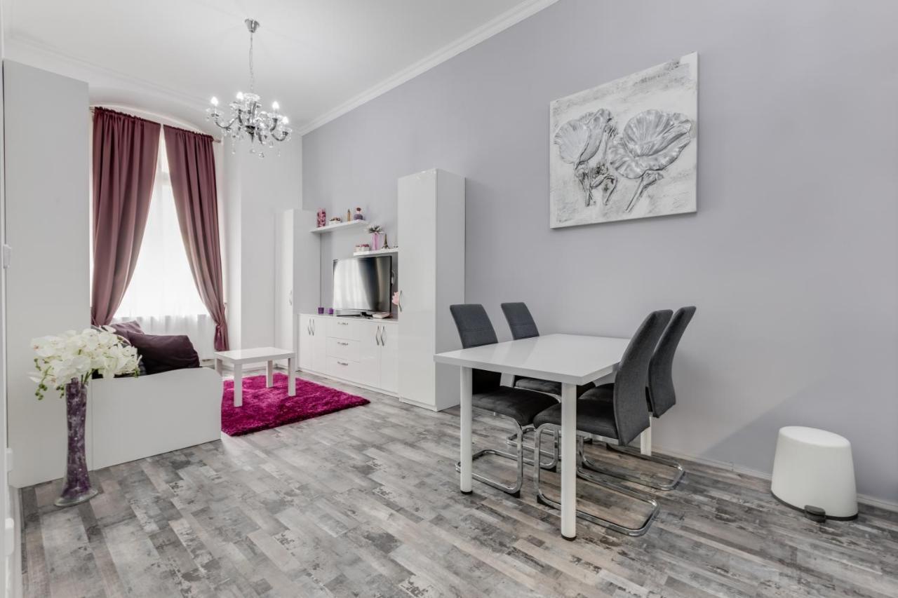 Apartment Thunovská 10 Praha Exteriér fotografie